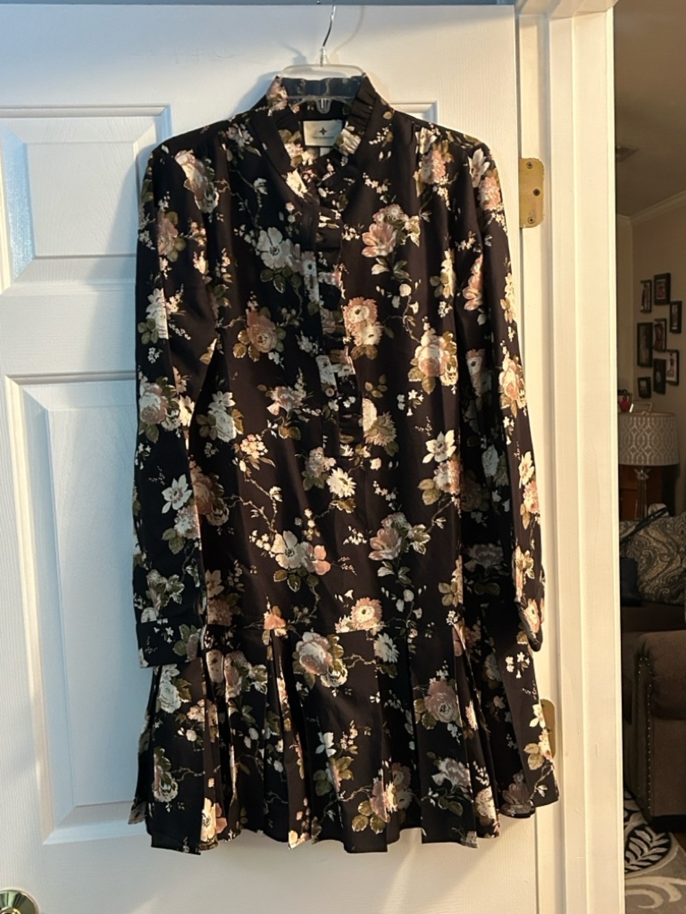 Tuckernuck Black Floral Ruffle-Trim Button Top